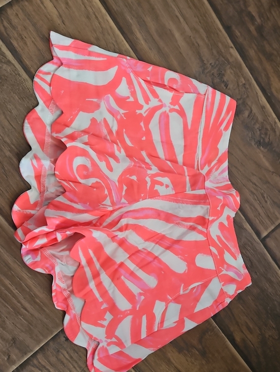 Lilly Pulitzer Pants - Lilly Pulitzer Neon Coral and White Scalloped Skort